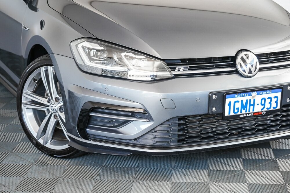 Volkswagen Golf image 2