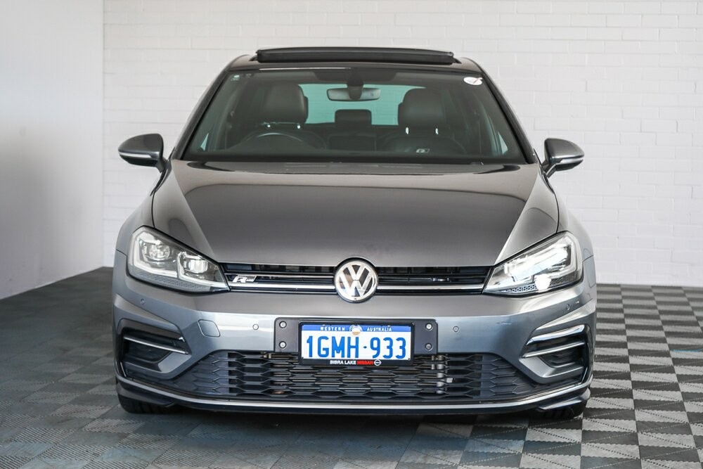 Volkswagen Golf image 3