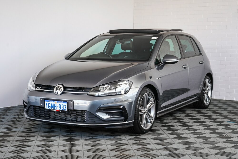 Volkswagen Golf image 4