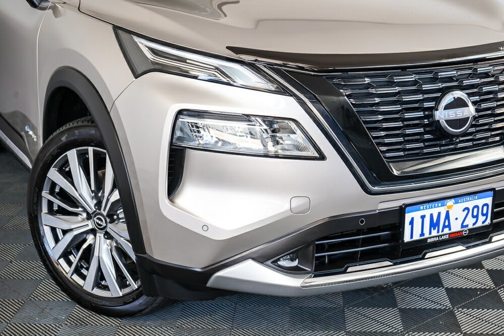 Nissan X-trail image 2