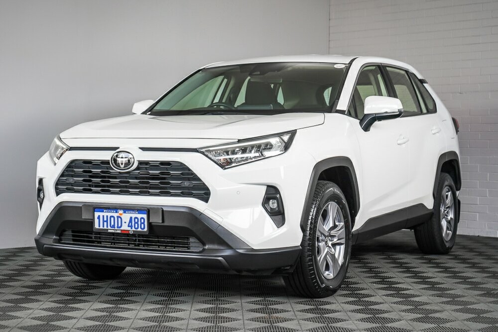 Toyota Rav4 image 4