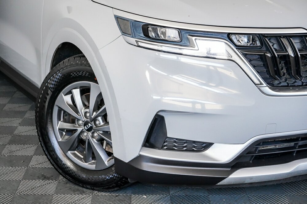 Kia Carnival image 2