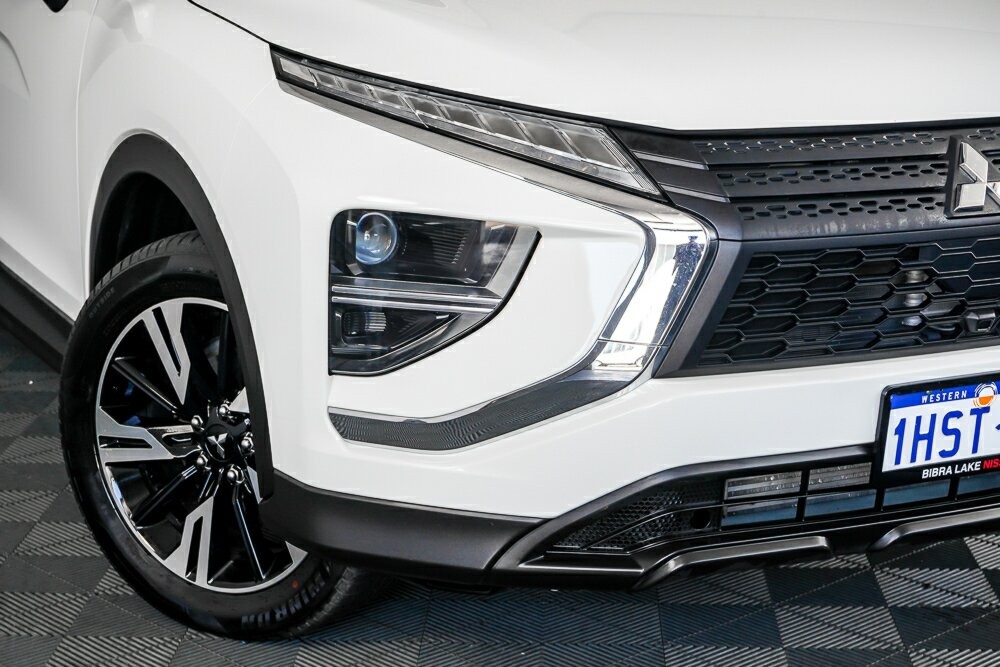 Mitsubishi Eclipse Cross image 2