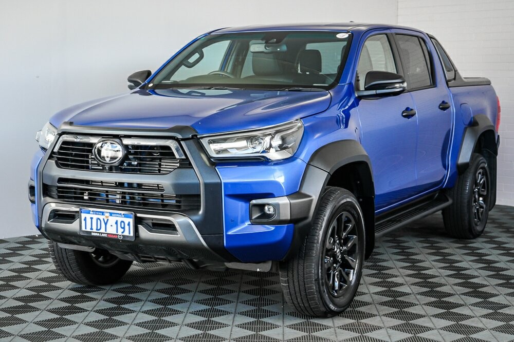 Toyota Hilux image 4