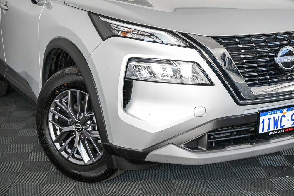 Nissan X-trail image 2