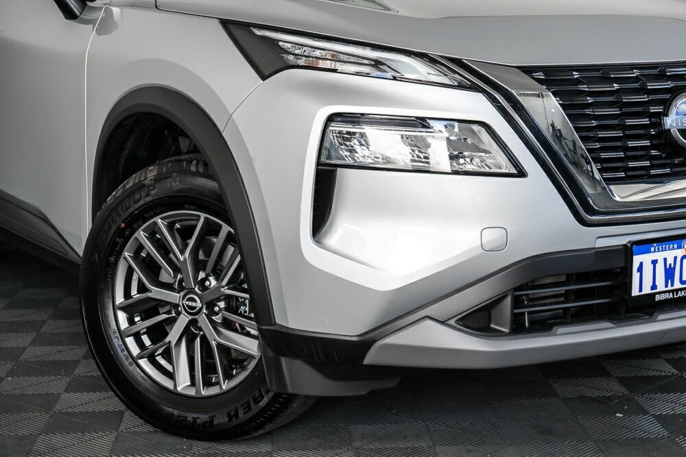 Nissan X-trail image 2