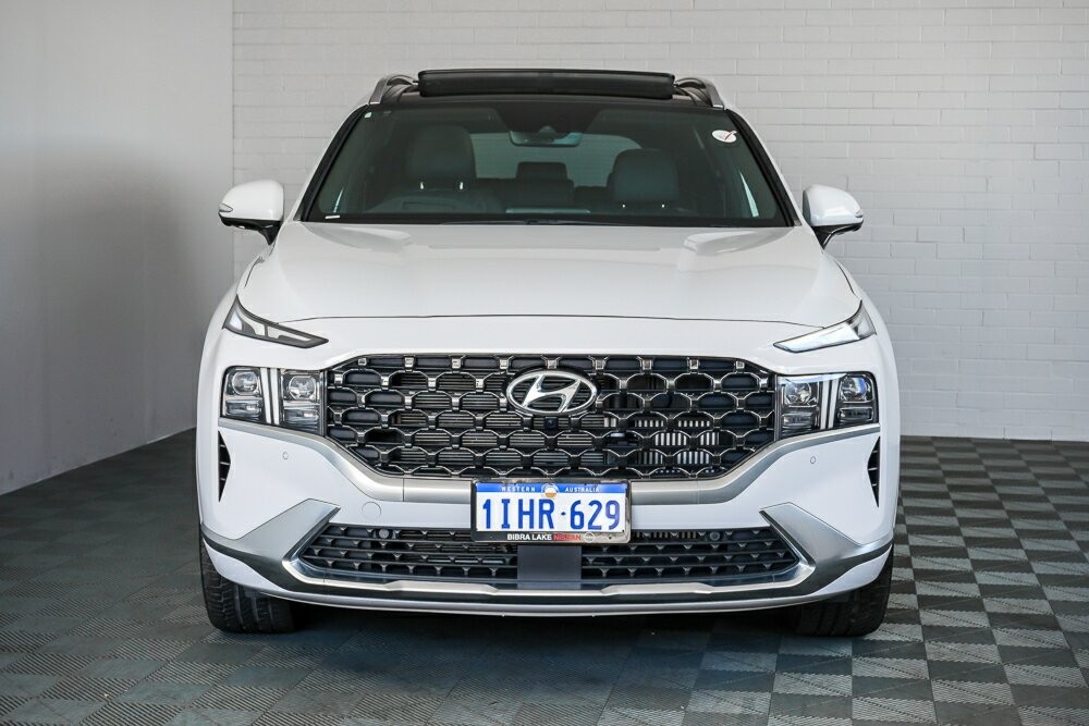 Hyundai Santa Fe image 3
