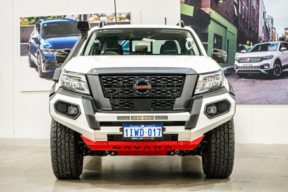Nissan Navara image 3