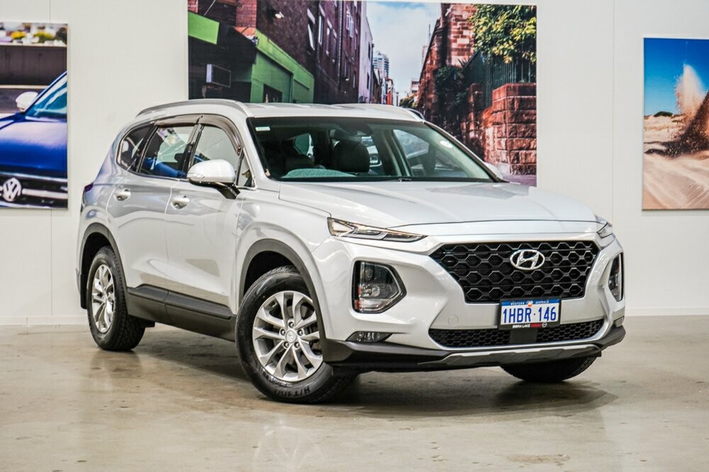 Hyundai Santa Fe image 1