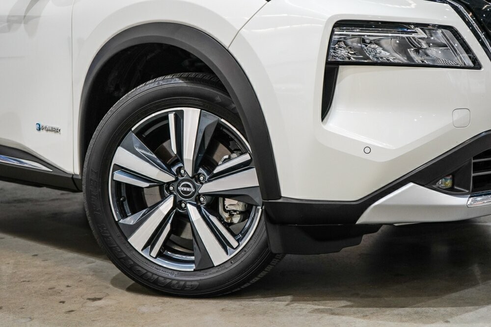 Nissan X-trail image 2
