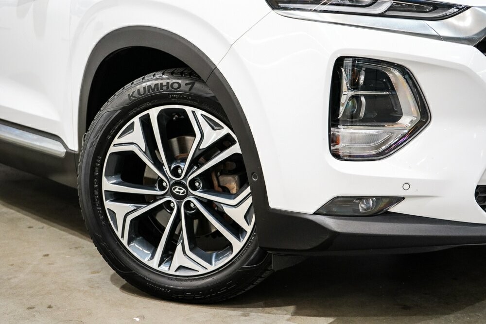 Hyundai Santa Fe image 2