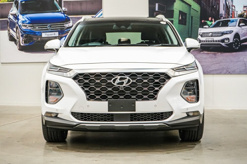 Hyundai Santa Fe image 3