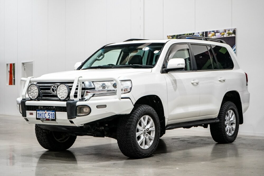 Toyota Landcruiser image 4