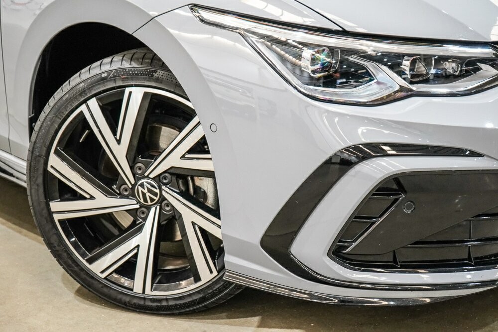 Volkswagen Golf image 2