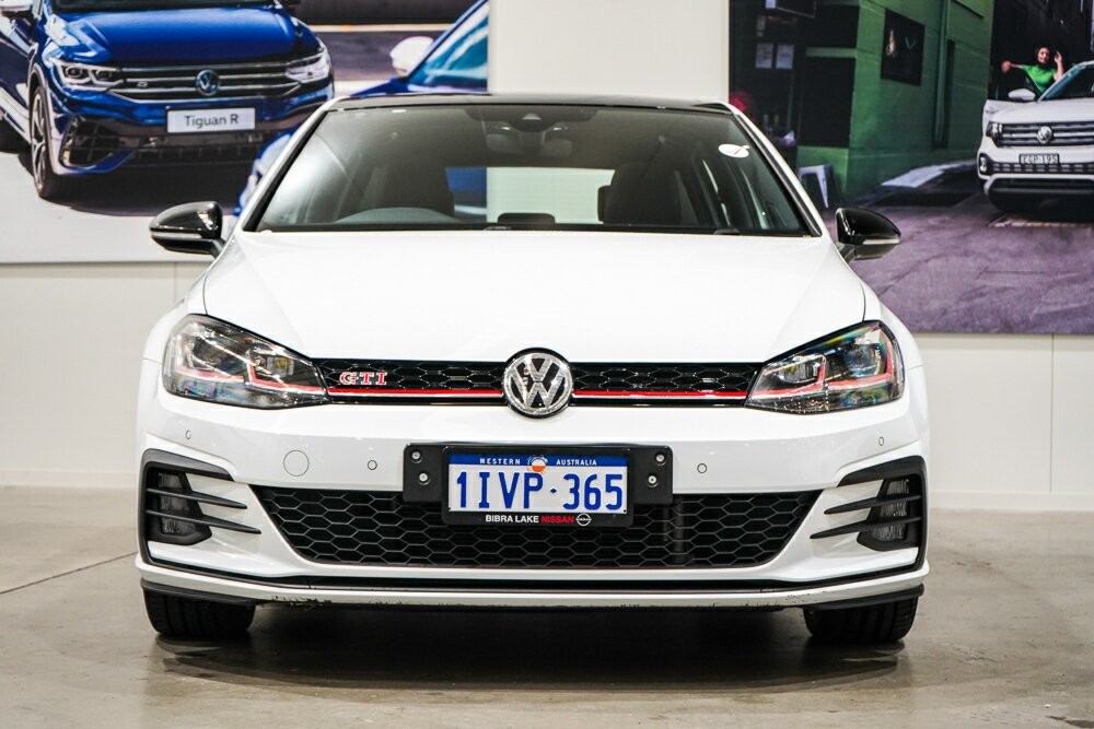 Volkswagen Golf image 3