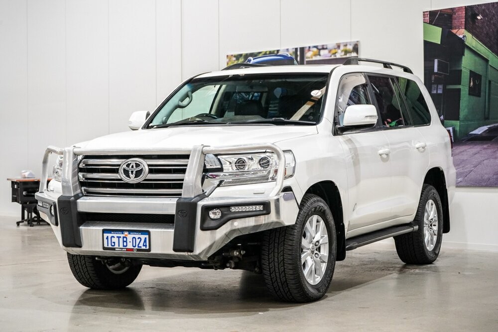 Toyota Landcruiser image 4