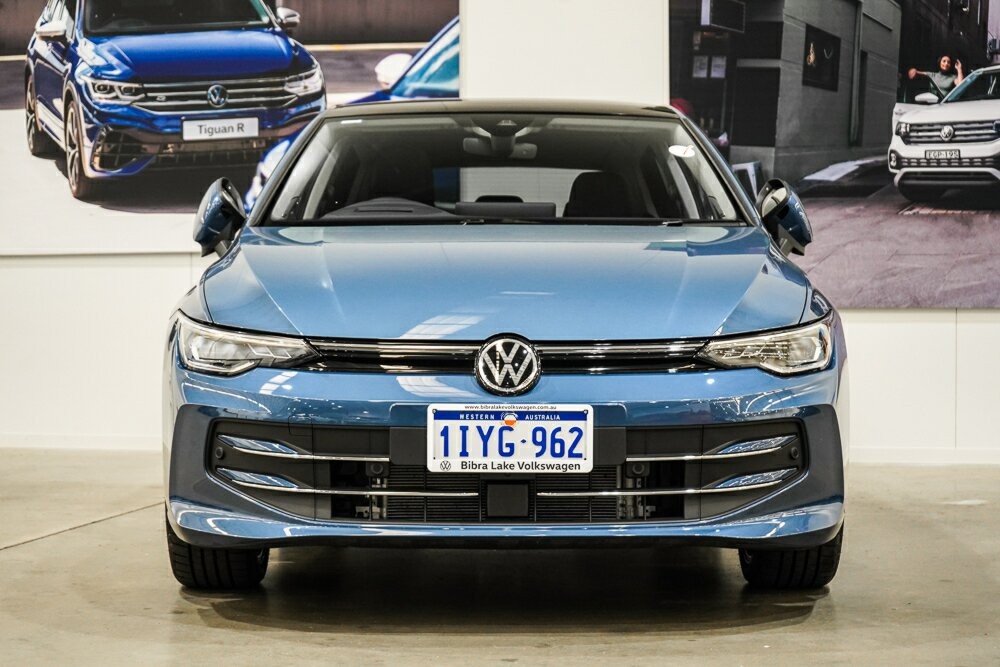 Volkswagen Golf image 3