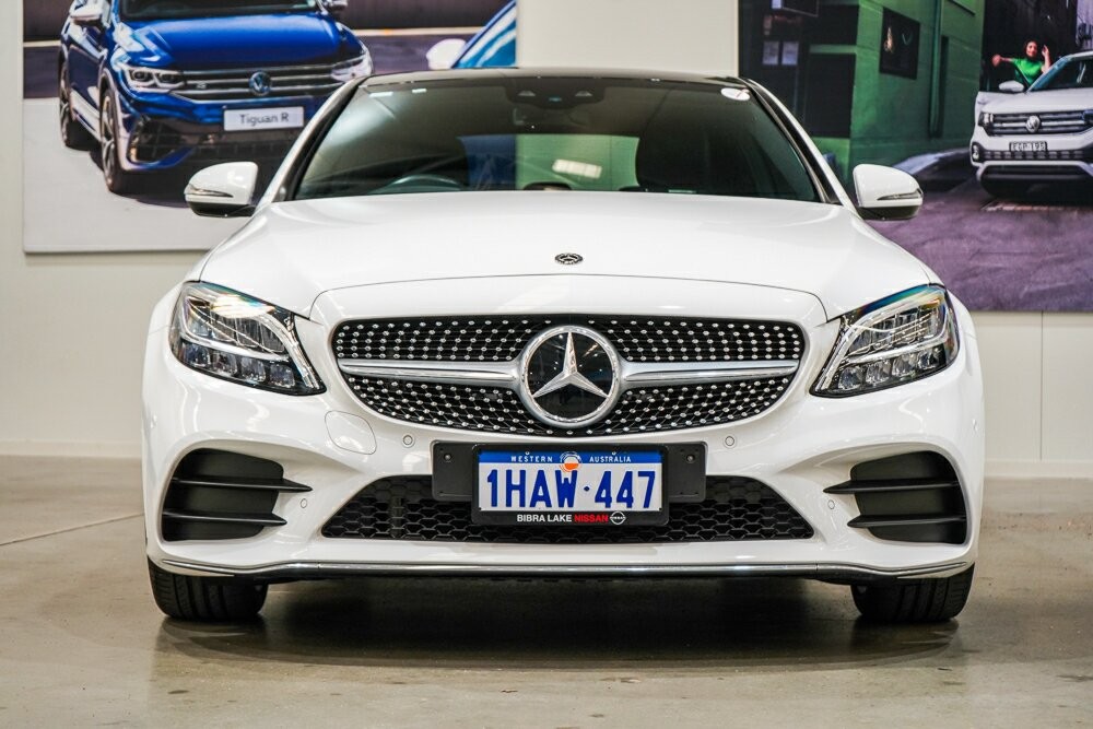 Mercedes Benz C-class image 3