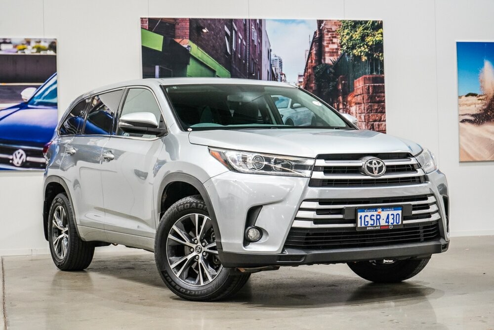 Toyota Kluger image 1