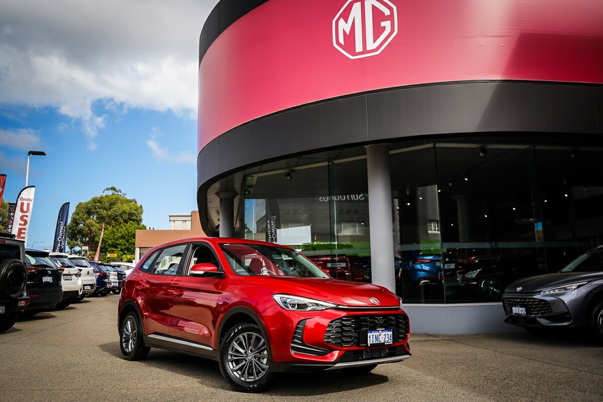 MG Zs image 2