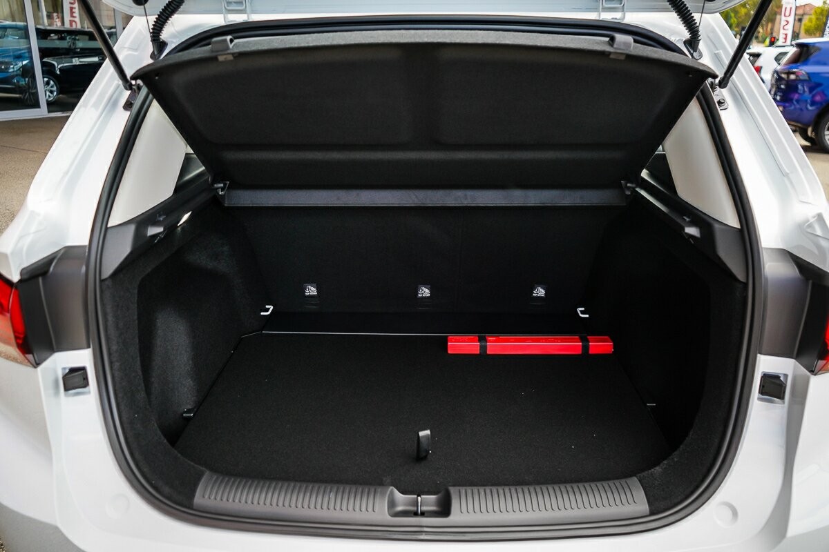 MG Zs image 2