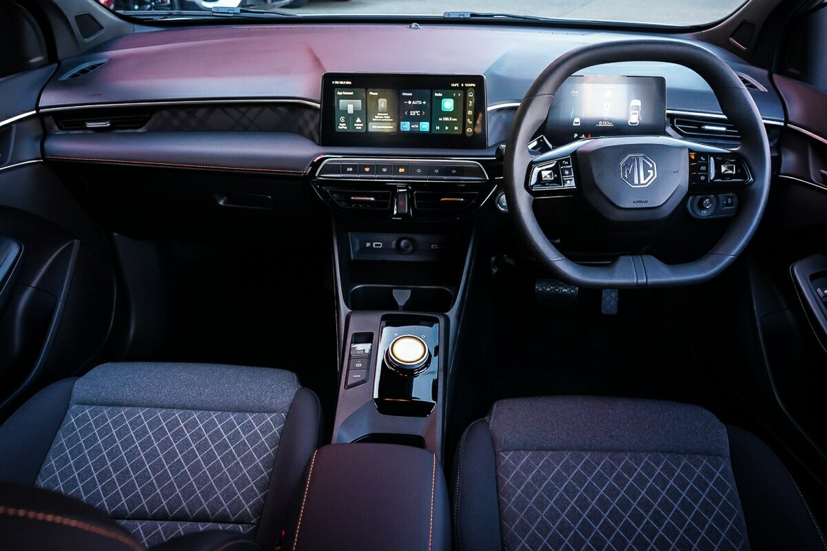 MG Mg3 image 3