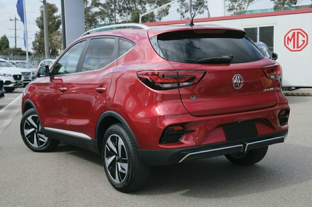 MG Zs Ev image 3