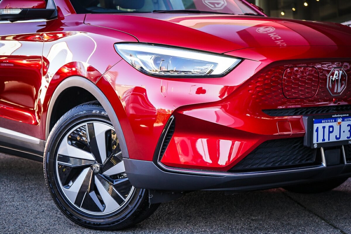 MG Zs Ev image 3