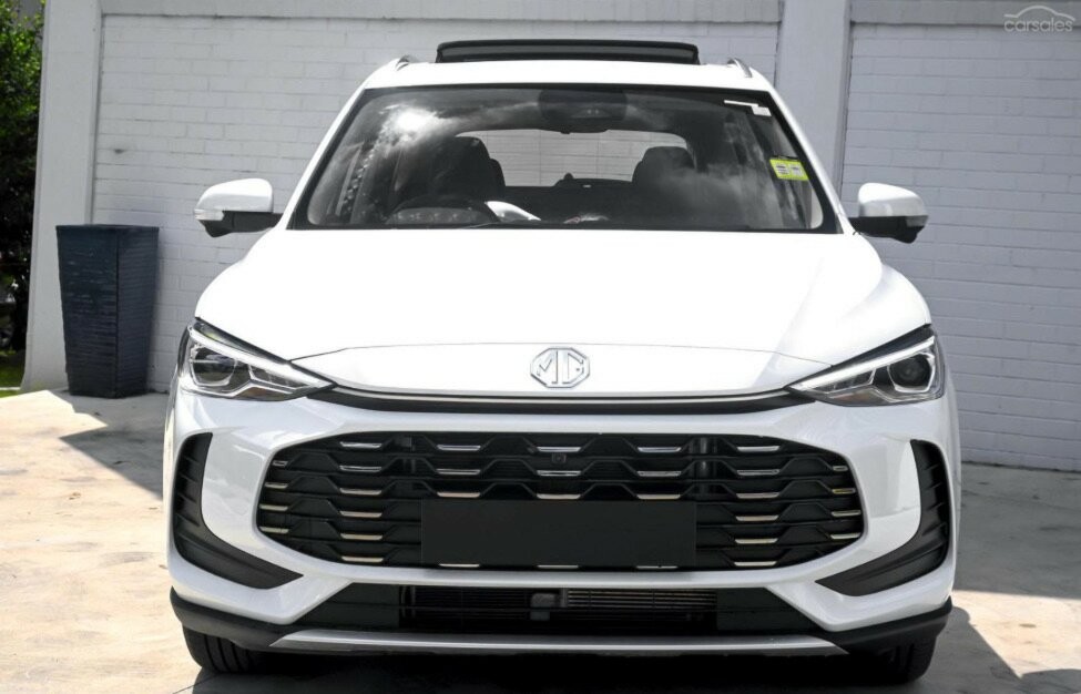 MG Zs image 2