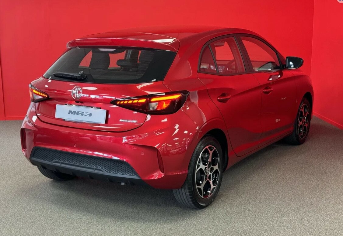 MG Mg3 image 4