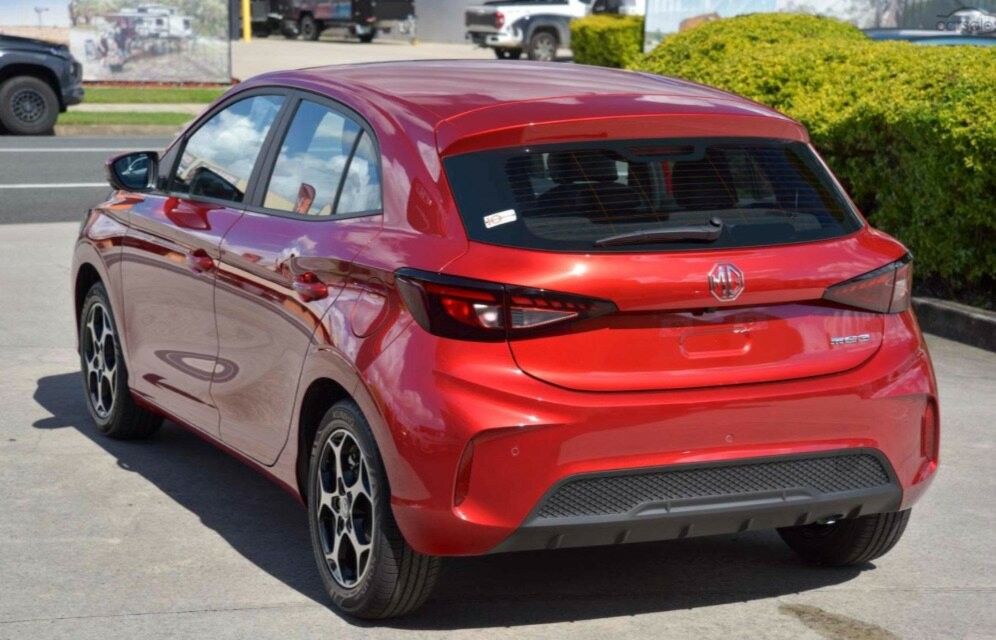 MG Mg3 image 3