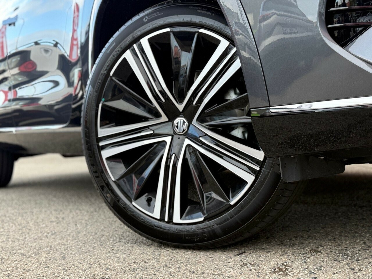 MG Mgqs4wdesse image 2