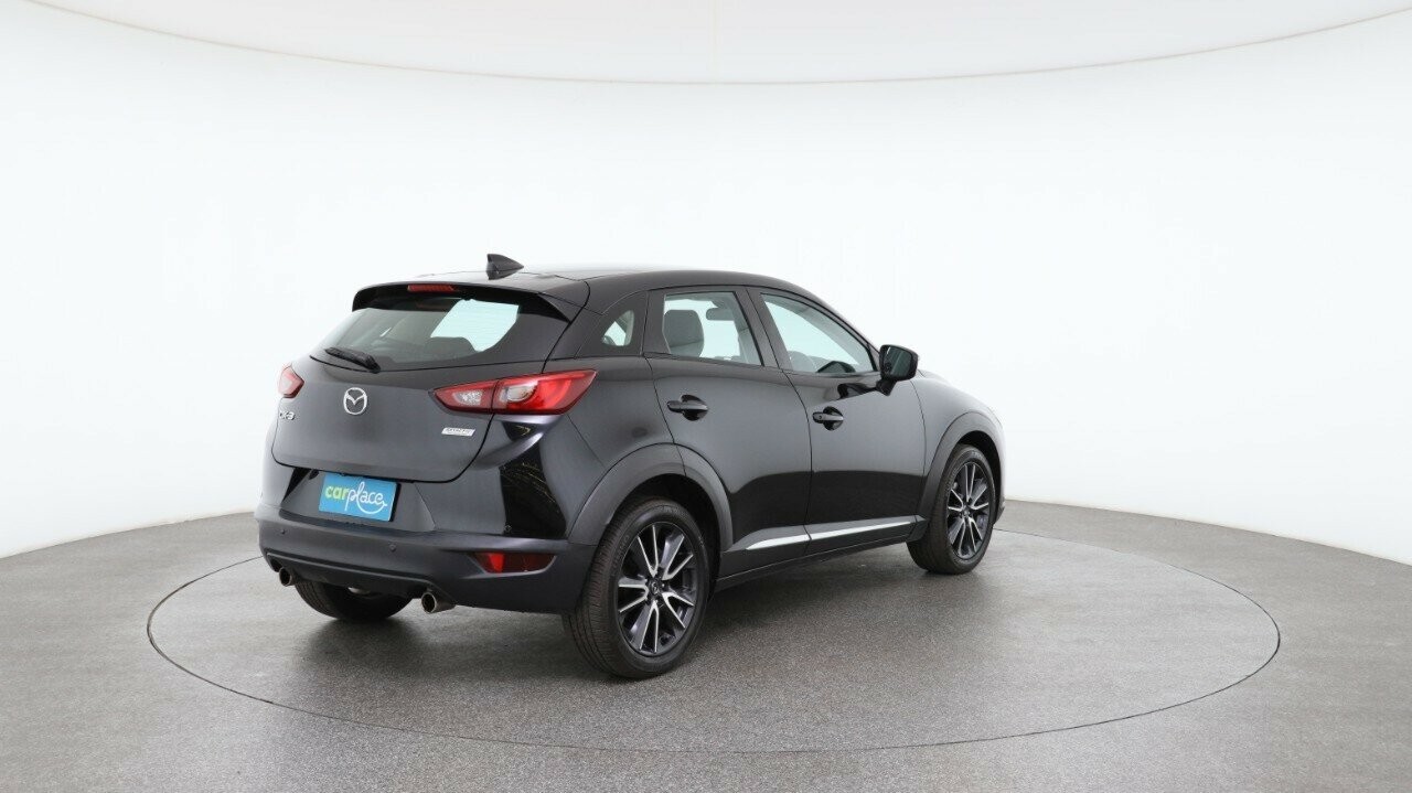 Mazda Cx-3 image 4