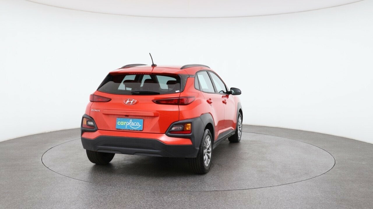 Hyundai Kona image 3