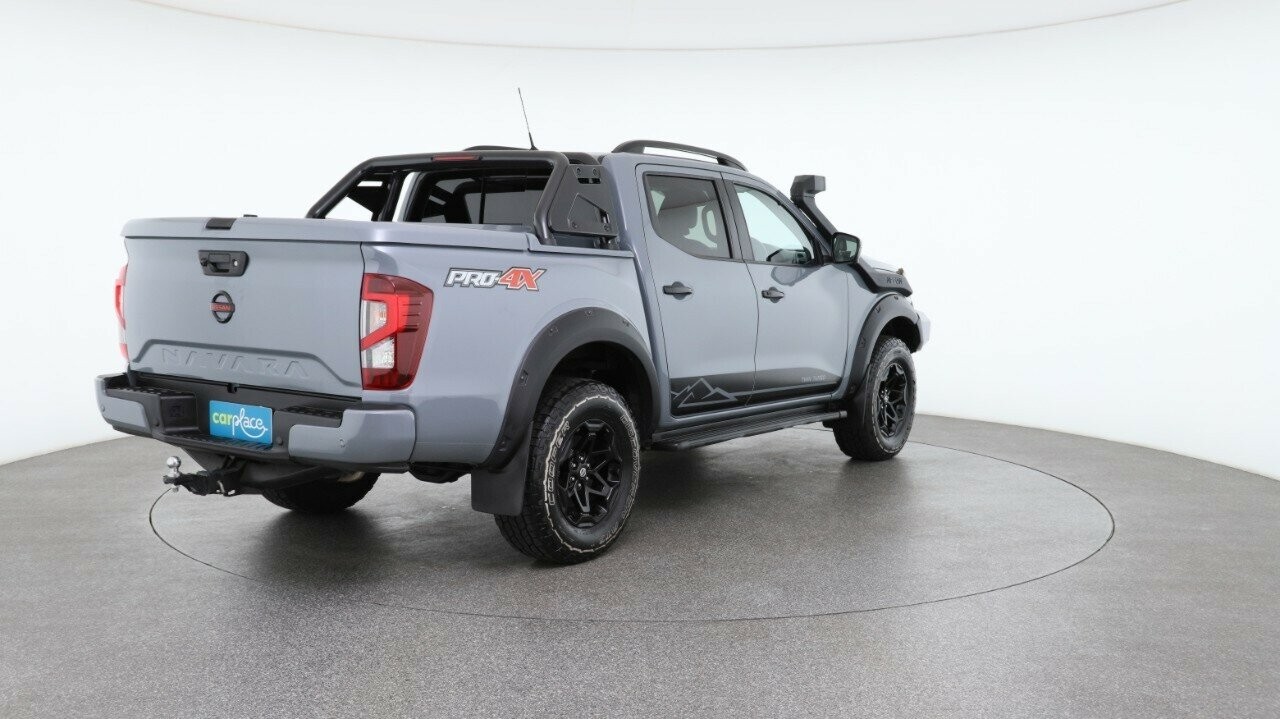 Nissan Navara image 4