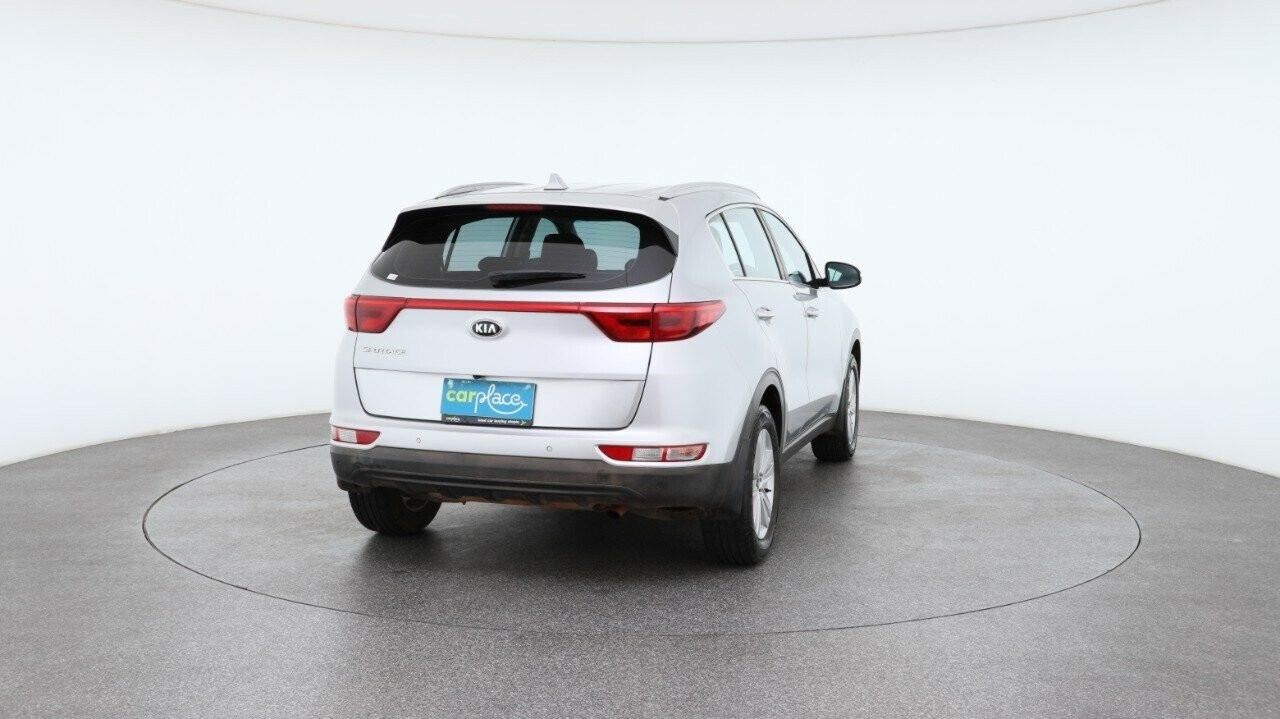 Kia Sportage image 3