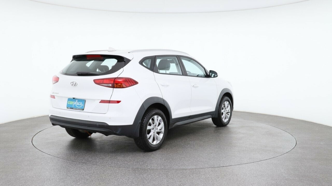 Hyundai Tucson image 4