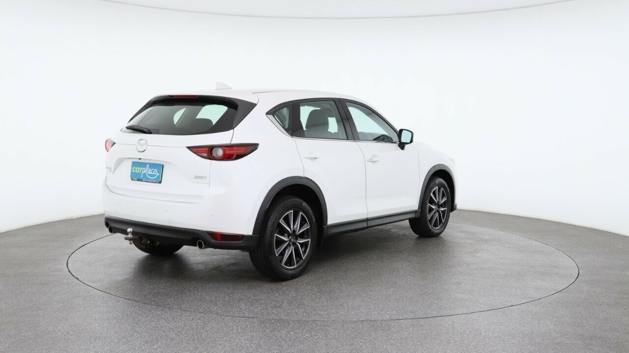 Mazda Cx-5 image 4