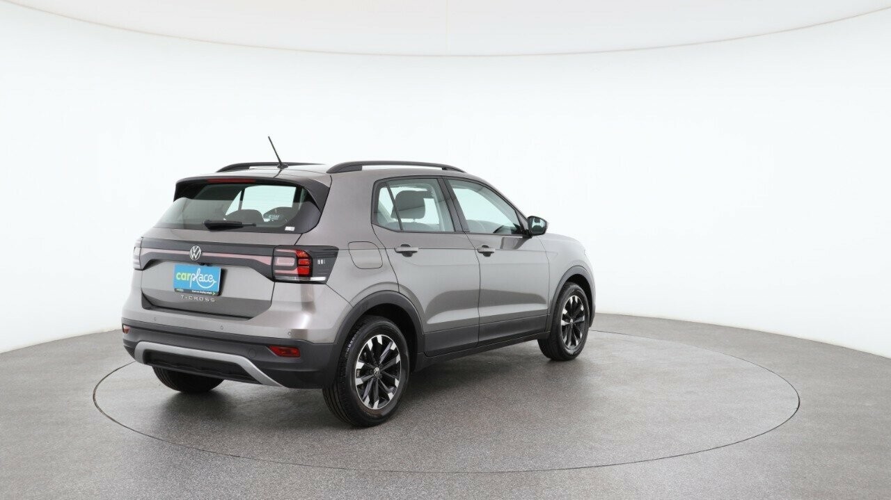 Volkswagen T-cross image 4