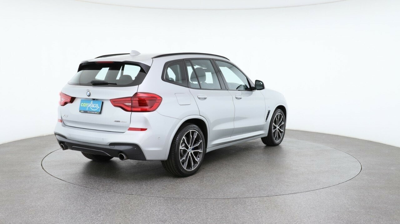 BMW X3 image 4