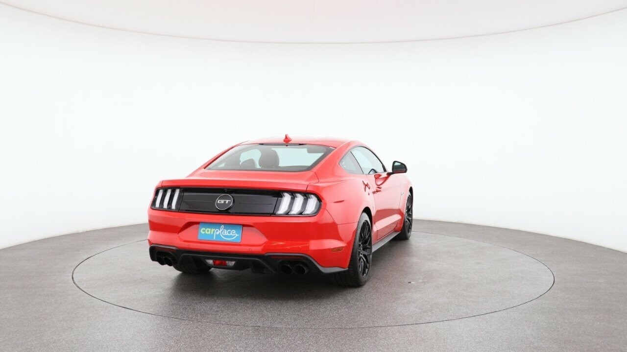 Ford Mustang image 3