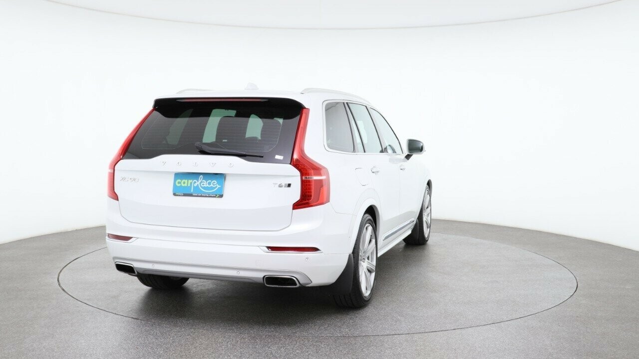 Volvo Xc90 image 3