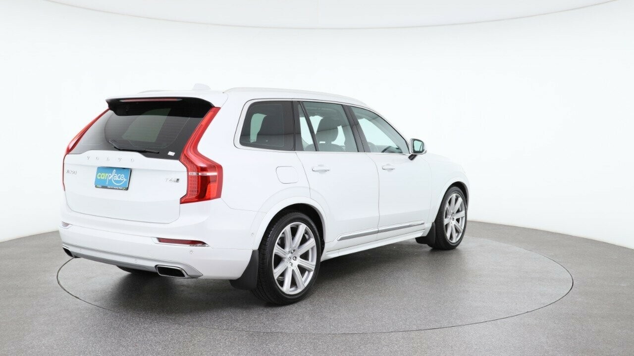 Volvo Xc90 image 4