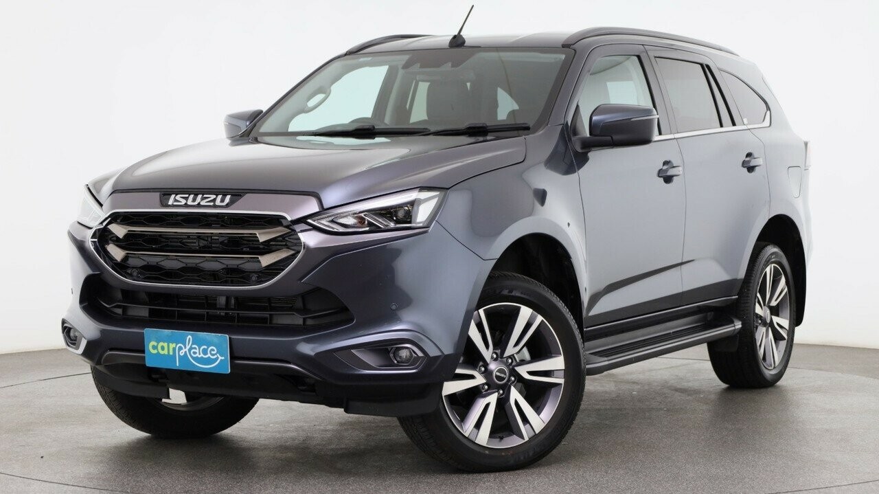 Isuzu Mu-x image 1