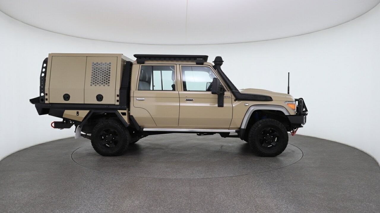 Toyota Landcruiser image 3