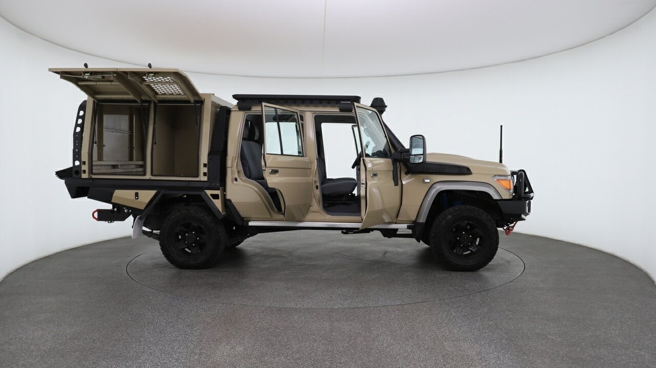 Toyota Landcruiser image 4