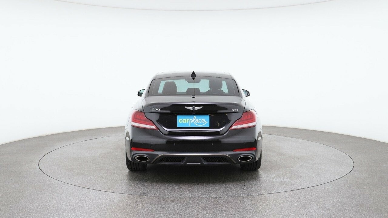 Genesis G80 image 2