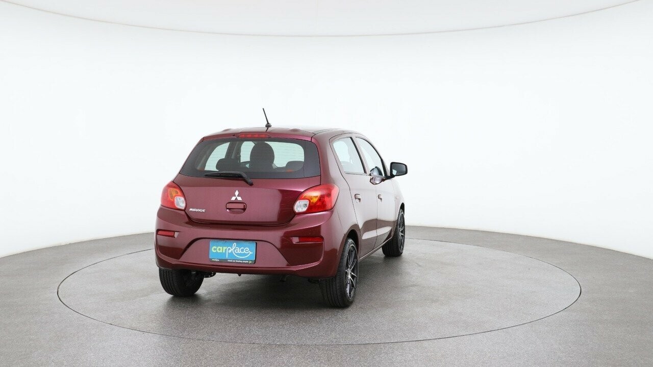 Mitsubishi Mirage image 3