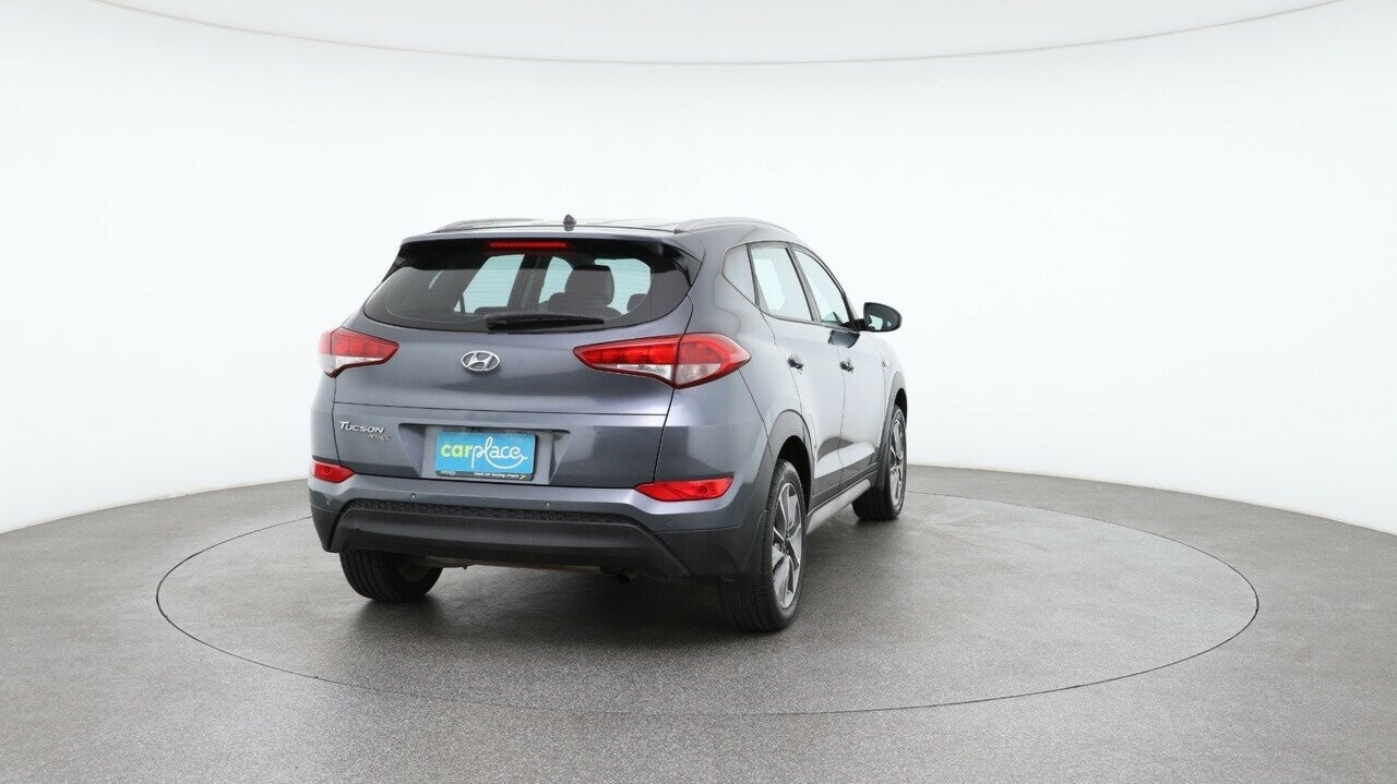 Hyundai Tucson image 3