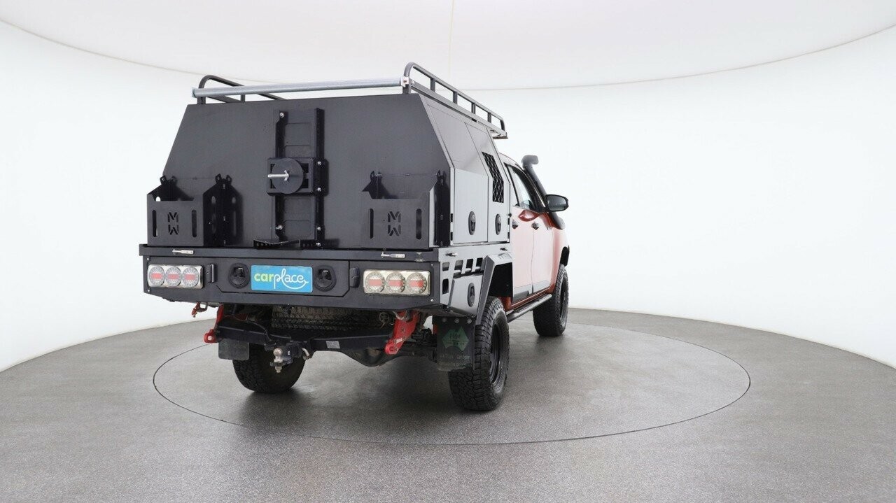 Toyota Hilux image 3